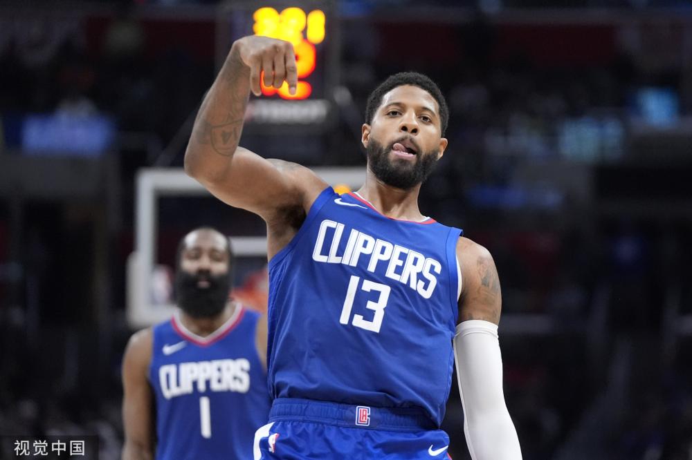 让他在队中 让他在队中