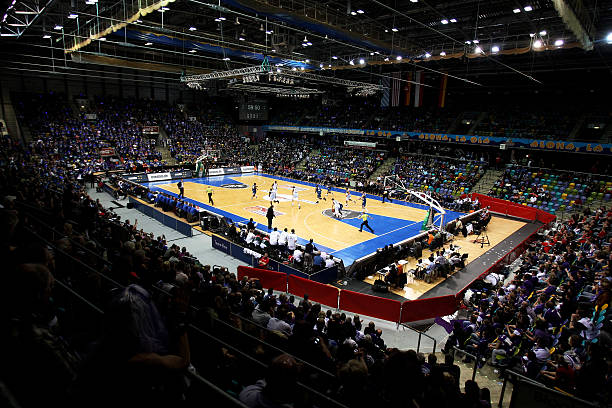 莱奥与米兰 莱奥与米兰